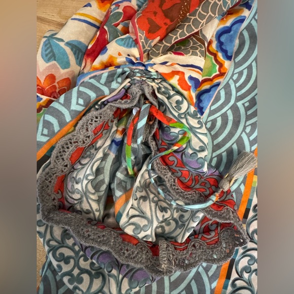 Johnny Was Dragon Printed silk top - Picture 5 of 11